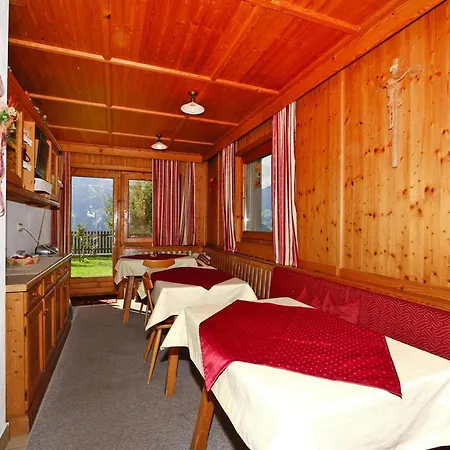 Lejlighed In Hippach Im Zillertal With A Garden
