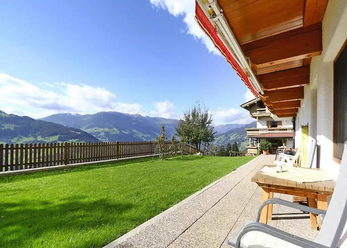 In Hippach Near Horbergbahn Appartamento